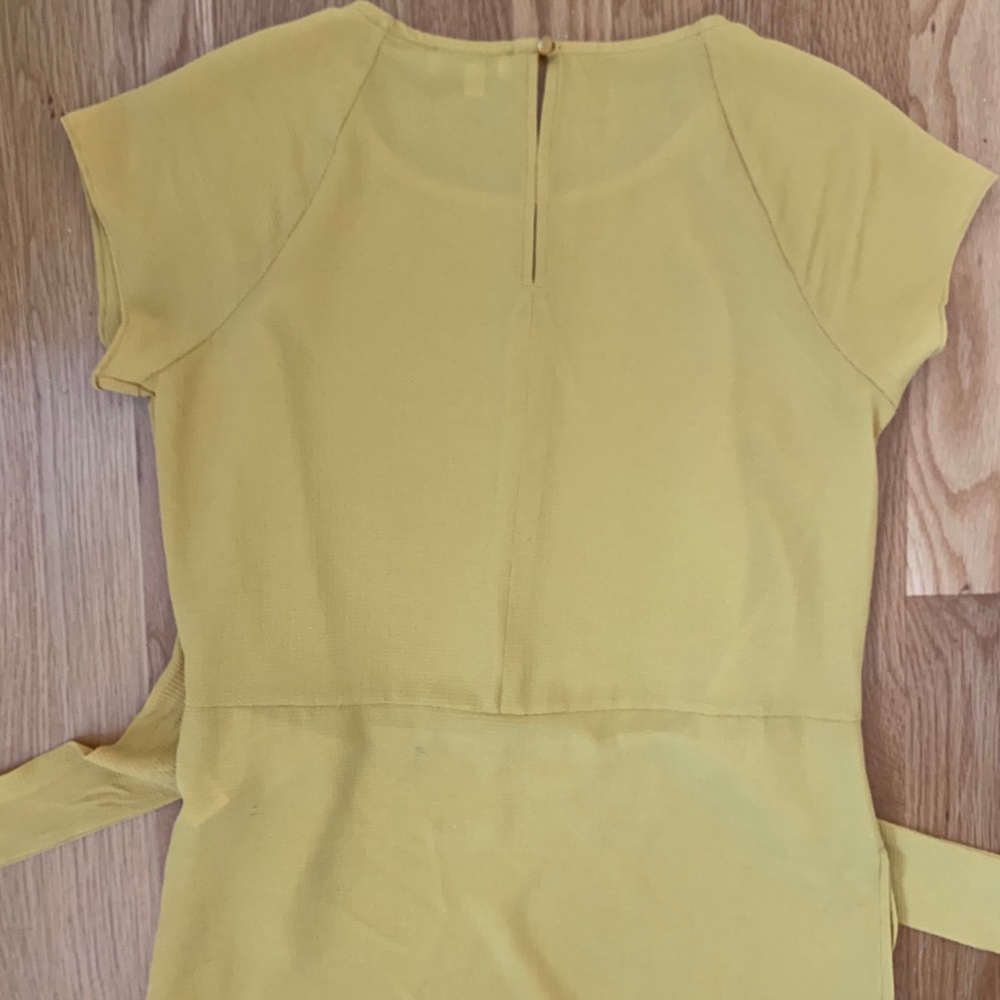 Yellow blouse - Picture 3 of 3